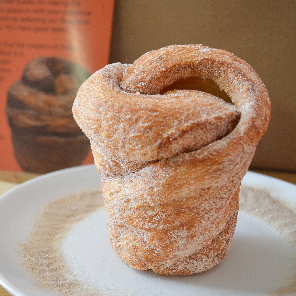 6 Cinnamon Cornish Cruffins